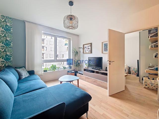 Vente Appartement 3 pièces 53.12 m2 Paris 19ème