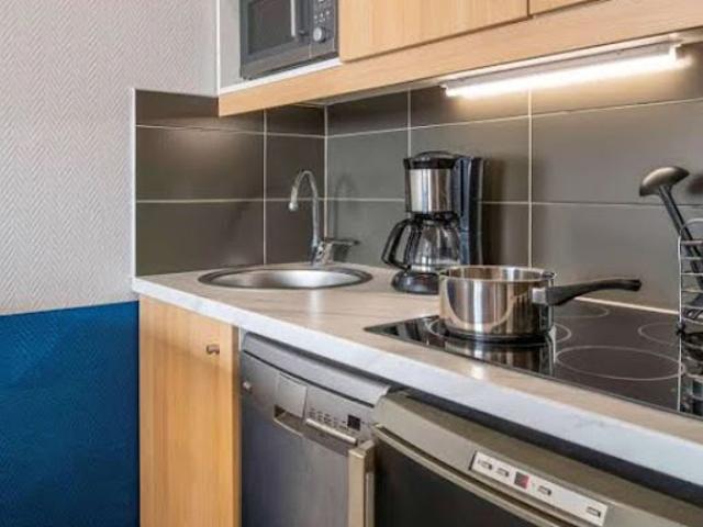 Vente Appartement 3 pièces 53.22 m2 Courbevoie