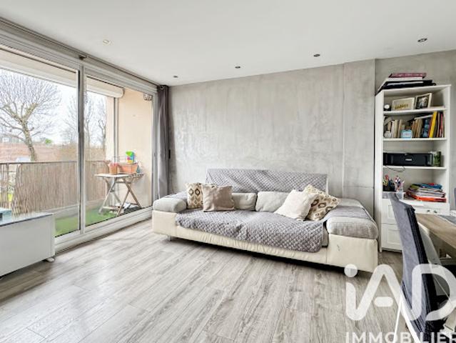 Vente Appartement 3 pièces 53 m2 Sainte genevieve des bois