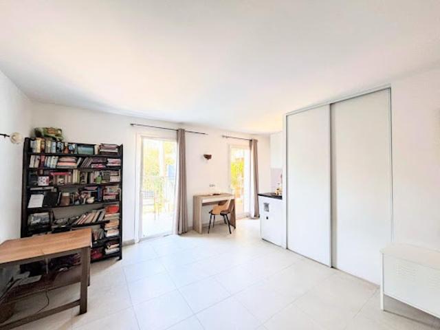 Vente Appartement 3 pièces 50.6 m2 Saint Cyr sur Mer