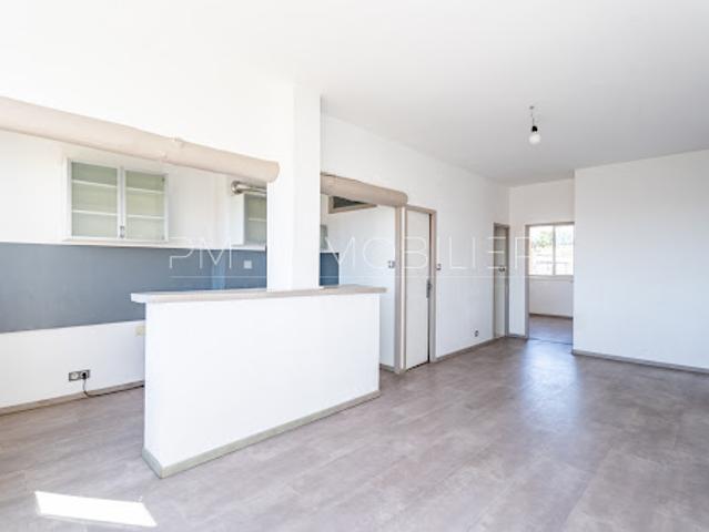 Vente Appartement 3 pièces 52.46 m2 Marseille 14ème