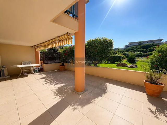 Vente Appartement 3 pièces 52.87 m2 Frejus
