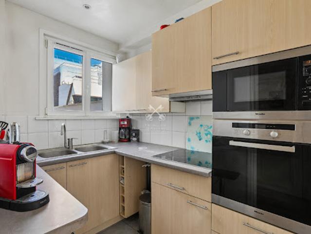 Vente Appartement 3 pièces 52.05 m2 Paris 19ème