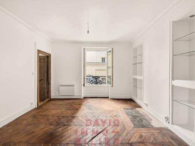 Vente Appartement 2 pièces 52.1 m2 Paris 9ème