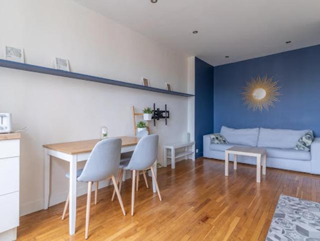 Vente Appartement 3 pièces 52 m2 Courbevoie