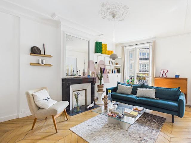 Vente Appartement 3 pièces 57.95 m2 Paris 18ème