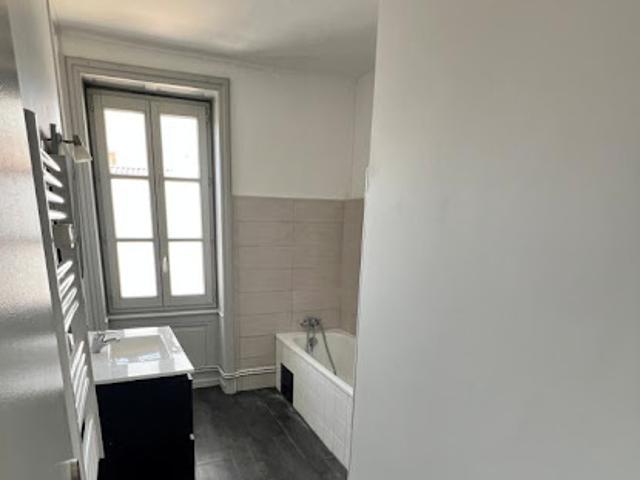 Vente Appartement 3 pièces 57 m2 Villefranche sur saone
