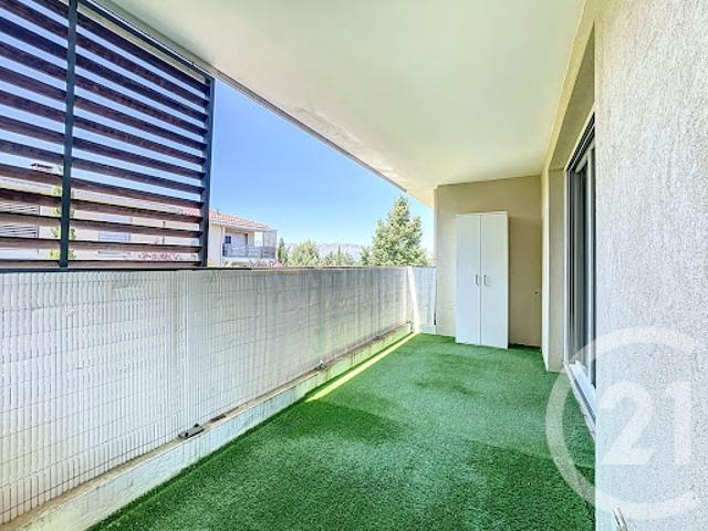 Vente Appartement 3 pièces 54.4 m2 Trets