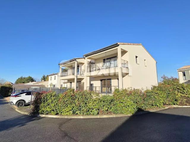 Vente Appartement 3 pièces 54.5 m2 Camaret sur Aigues