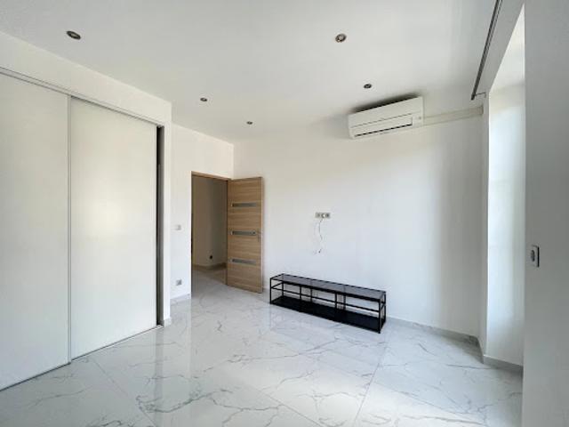 Vente Appartement 3 pièces 54.77 m2 Nice