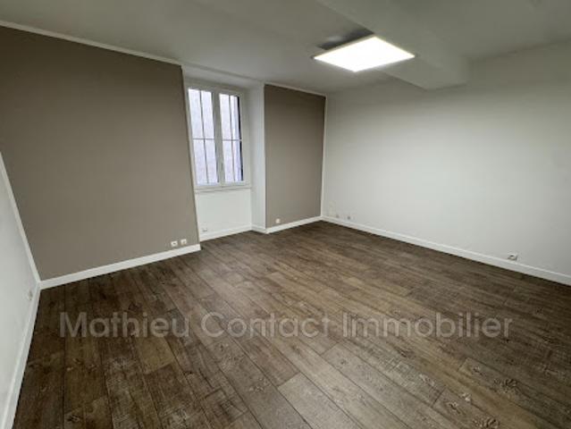 Vente Appartement 3 pièces 54.76 m2 Nimes