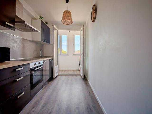 Vente Appartement 3 pièces 54.76 m2 Port saint louis du rhone