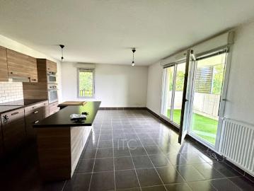 Vente Appartement 3 pièces 54 m2 Trets