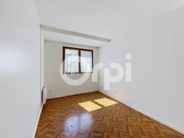 Vente Appartement 3 pièces 54 m2 Montereau Fault Yonne