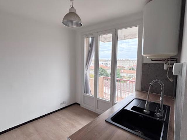 Vente Appartement 3 pièces 54 m2 Nimes