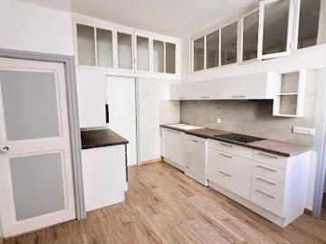 Vente Appartement 3 pièces 55.74 m2 Saint Sauveur sur Tinée