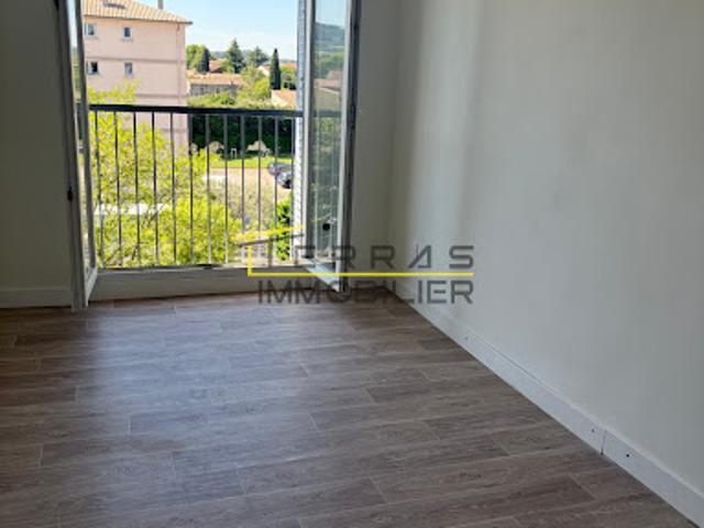Vente Appartement 3 pièces 55 m2 Valreas