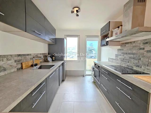 Vente Appartement 3 pièces 55 m2 Frejus