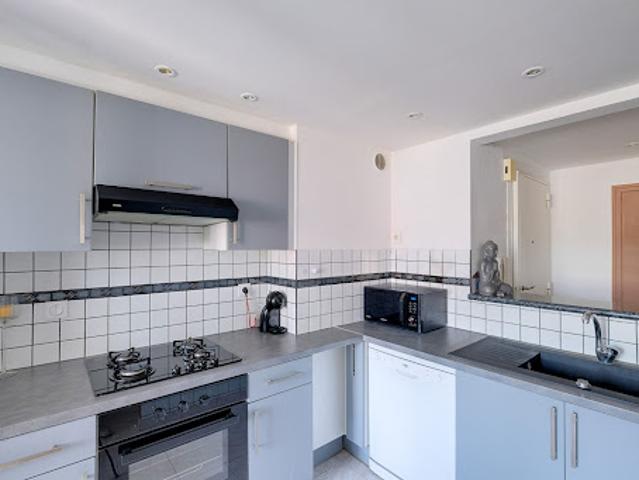 Vente Appartement 3 pièces 56.83 m2 Marseille 13ème