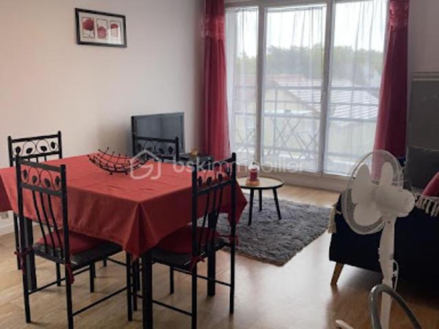 Vente Appartement 3 pièces 56.01 m2 L'hay les roses