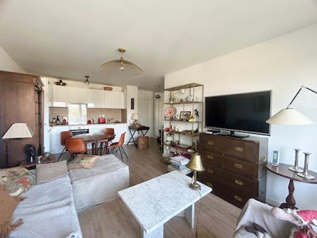 Vente Appartement 3 pièces 58 m2 Sainte genevieve des bois