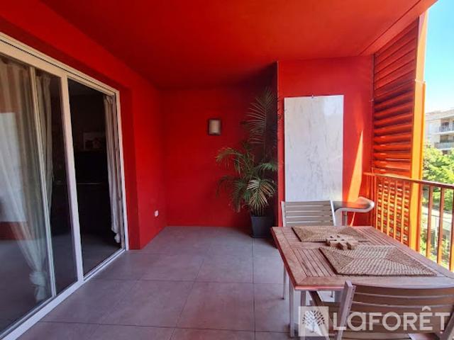 Vente Appartement 3 pièces 59 m2 Hyeres