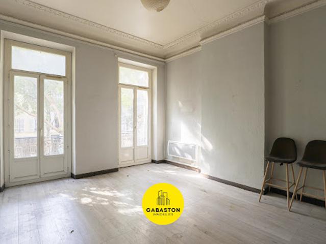 Vente Appartement 3 pièces 63.62 m2 Marseille 1er