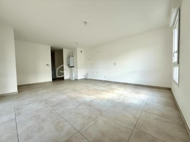 Vente Appartement 3 pièces 63.6 m2 Genas