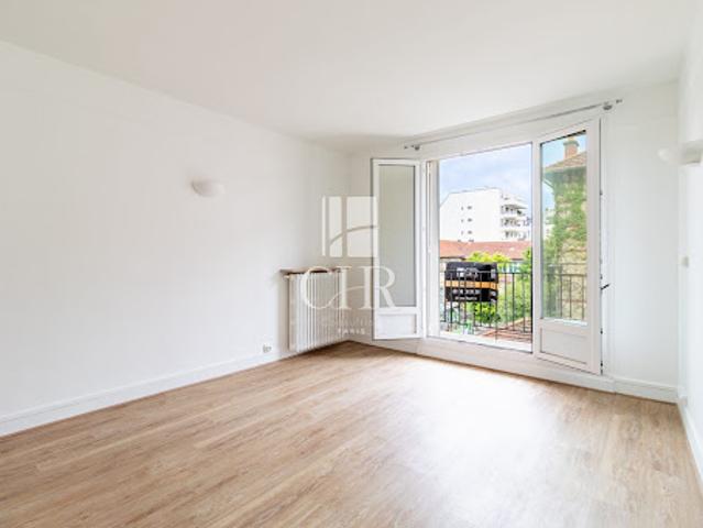 Vente Appartement 3 pièces 63.73 m2 Paris 15ème