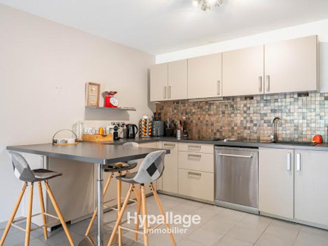 Vente Appartement 3 pièces 63.72 m2 Marseille 13ème