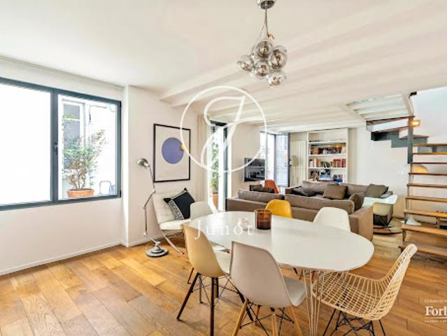 Vente Appartement 3 pièces 63.85 m2 Paris 18ème