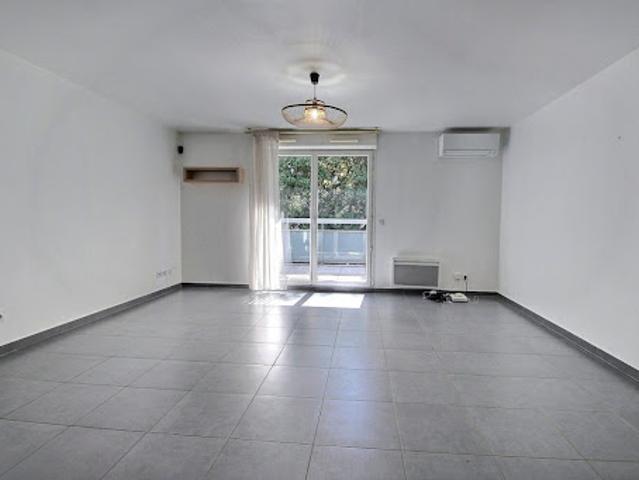 Vente Appartement 3 pièces 63.8 m2 Marseille 13ème