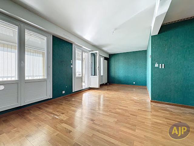Vente Appartement 3 pièces 63.37 m2 La Roche sur Yon