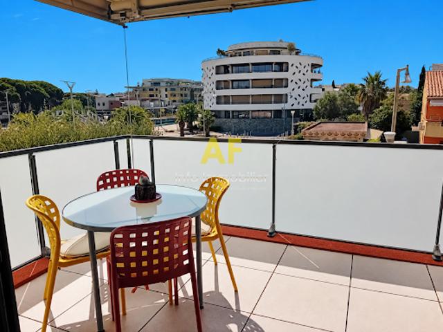 Vente Appartement 3 pièces 63 m2 Frejus