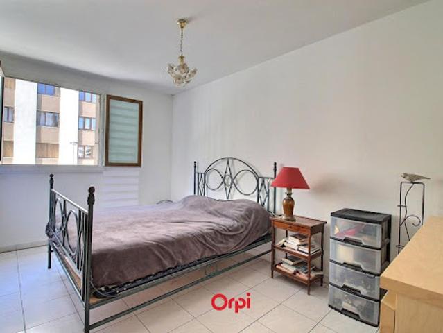 Vente Appartement 3 pièces 63 m2 Marseille 4ème