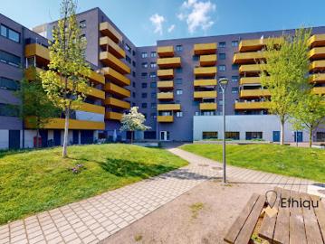 Appartement à vendre à Place du Vieux Marché aux Vins - Cave