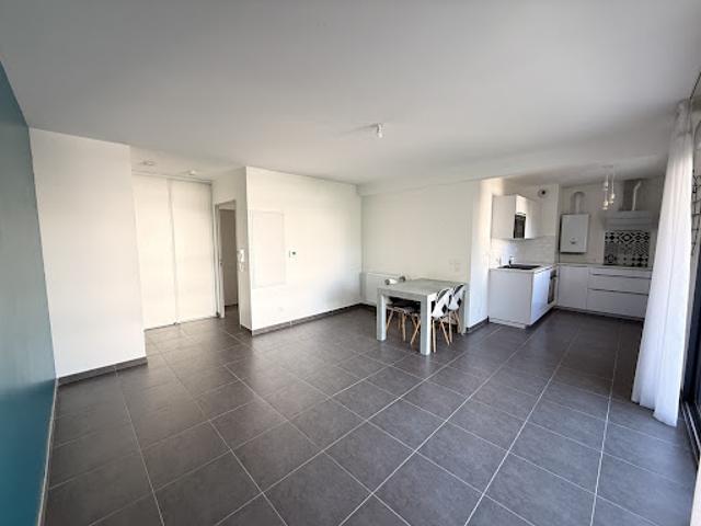 Vente Appartement 3 pièces 60 m2 Marseille 10ème