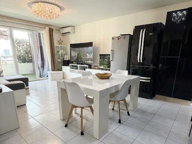 Vente Appartement 3 pièces 60 m2 Marseille 11ème