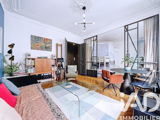 Vente Appartement 3 pièces 60 m2 Paris 10ème