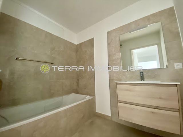 Vente Appartement 3 pièces 61.4 m2 Ajaccio