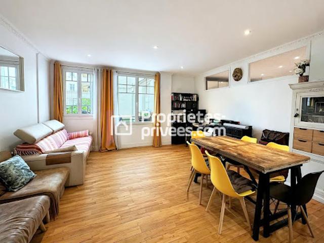 Vente Appartement 3 pièces 61.7 m2 Paris 15ème