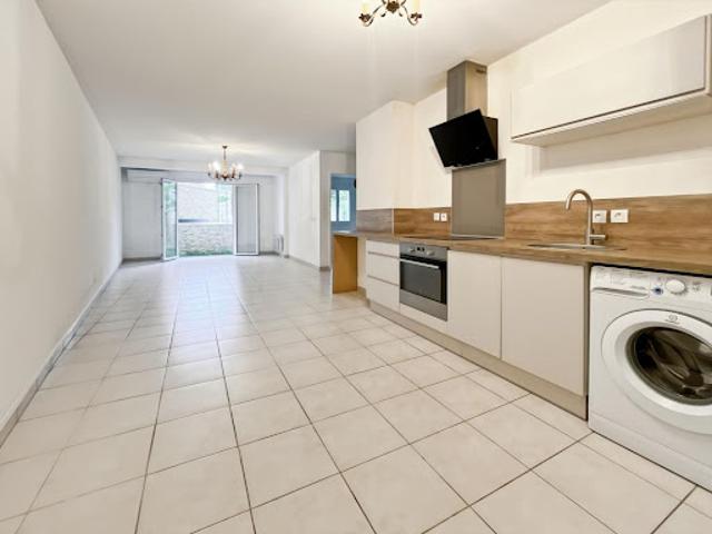 Vente Appartement 3 pièces 61.02 m2 Belcodène