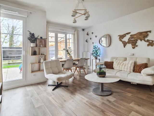 Vente Appartement 3 pièces 61 m2 Vaureal