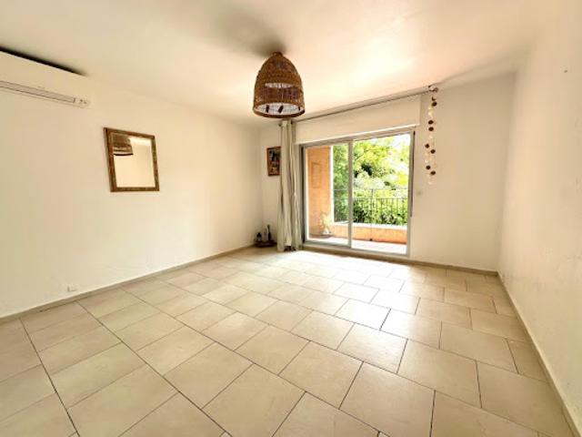 Vente Appartement 3 pièces 61 m2 Vence