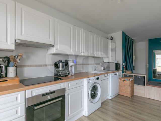 Vente Appartement 3 pièces 61 m2 Emerainville