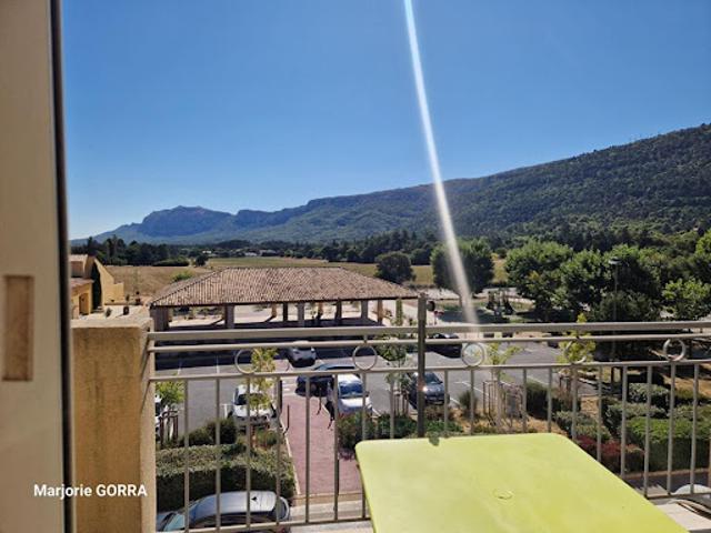 Vente Appartement 3 pièces 61 m2 Plan d'Aups Sainte Baume