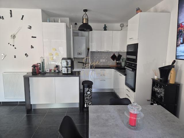 Vente Appartement 3 pièces 61 m2 Roquefort la Bédoule