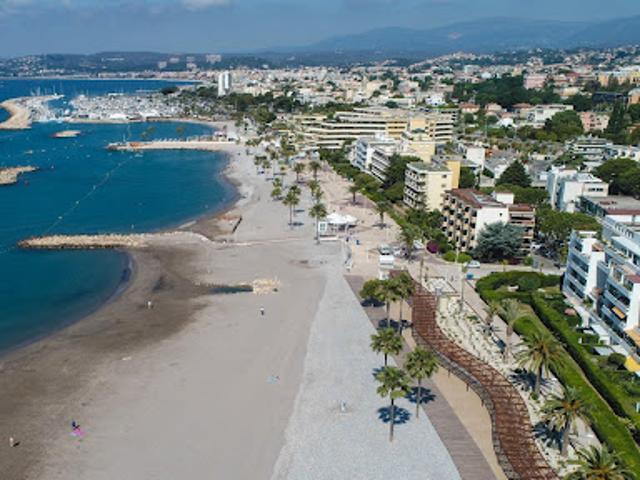 Vente Appartement 3 pièces 61 m2 Saint Laurent du Var