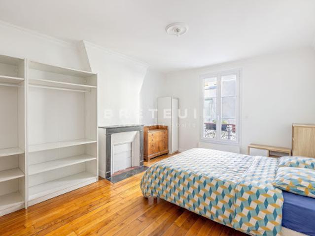 Vente Appartement 3 pièces 62.21 m2 Paris 19ème