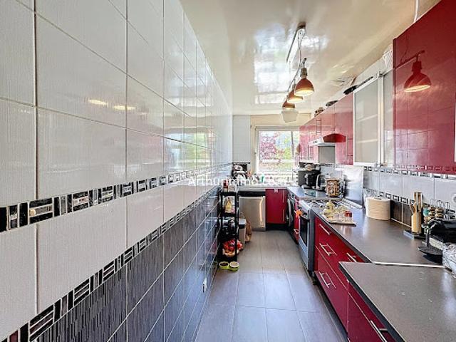Vente Appartement 3 pièces 62.24 m2 Creteil